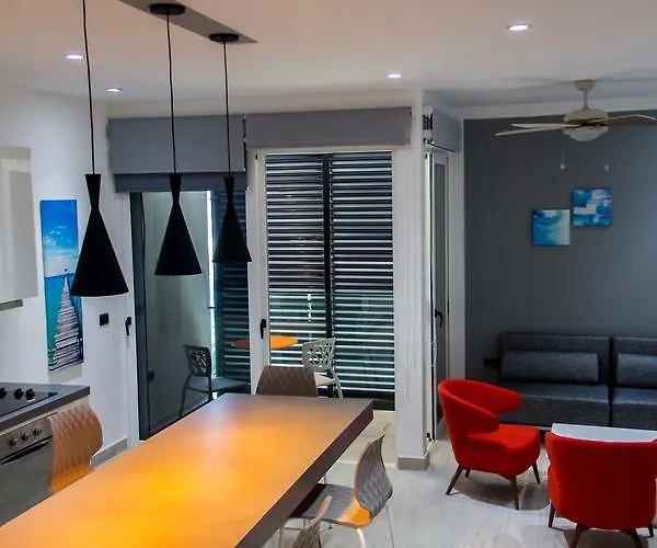 Apartahotel Boutique Quinto Sol 3*